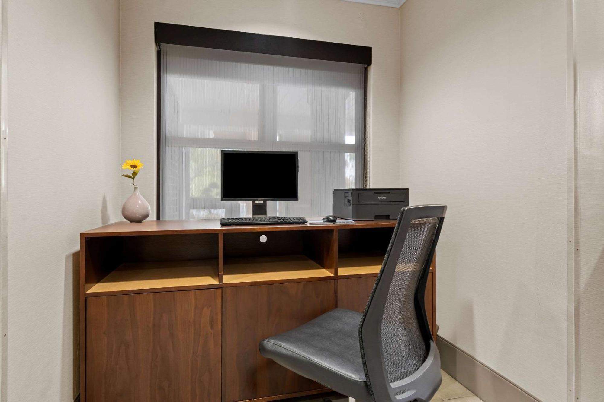 Country Inn & Suites By Radisson, Macon North, Ga Exteriör bild